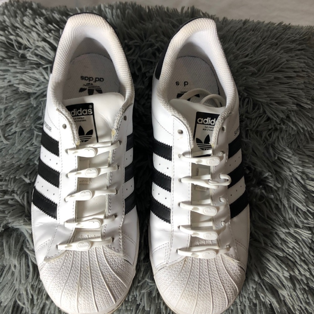 Adidas superstar tennis shoes